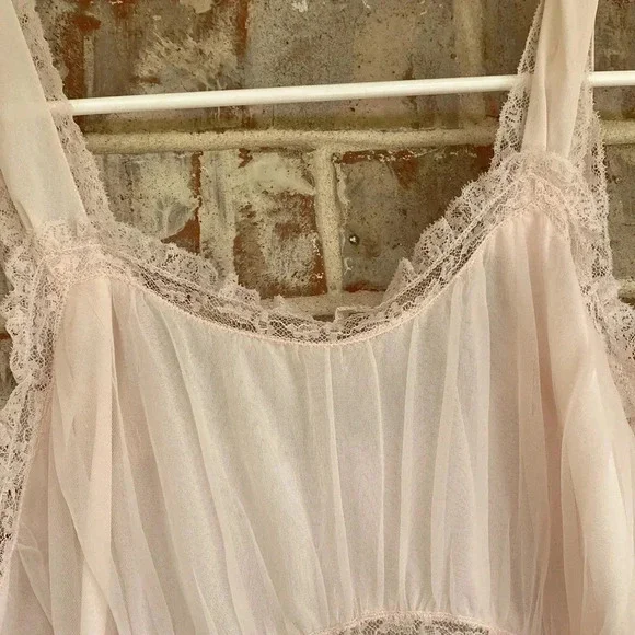 Seumprufe Vintage Cream Nylon Lace Nightgown - Picture 3 of 5
